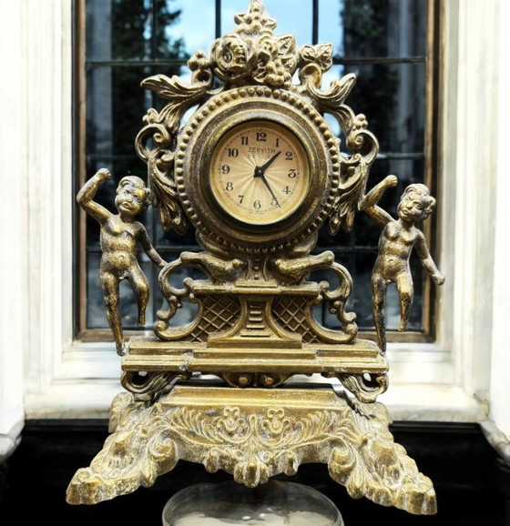 Image 1 of Elegant shelf clock in baroque/rococo style
