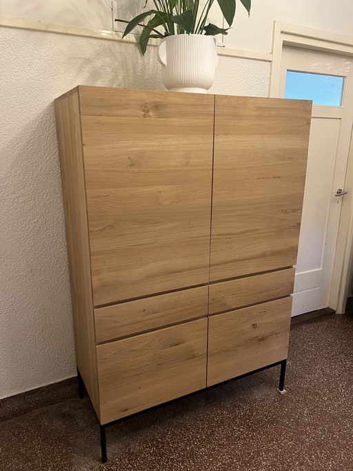 Ethnicraft Ligna design storage cabinet oak (110x50x162cm)