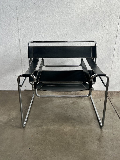 Chaise / fauteuil vintage style Wassily , 1980