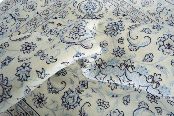 Image 1 of Handgeknoopte Nain 9La met zijde - 348 x 243 cm