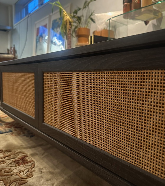 Image 1 of Rotan tv-meubel in Pierre Jeannette-stijl