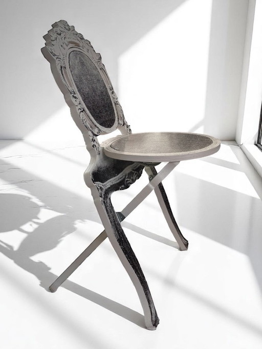 Madame de Pompadour folding chair chair Vivan van Schagen white black design