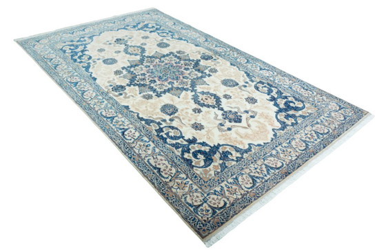 Image 1 of Handgeknüpfter Nain 9La Perserteppich mit Seidenanteil – 292 x 170 cm