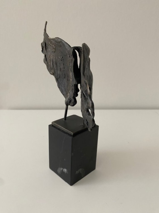 Bernadette Leijdekkers 1990 Prachtig Vormgegeven Sculptuur Van Twee Gezichten – Beeldhouwkunst, Bronze (photo 5 of 5)