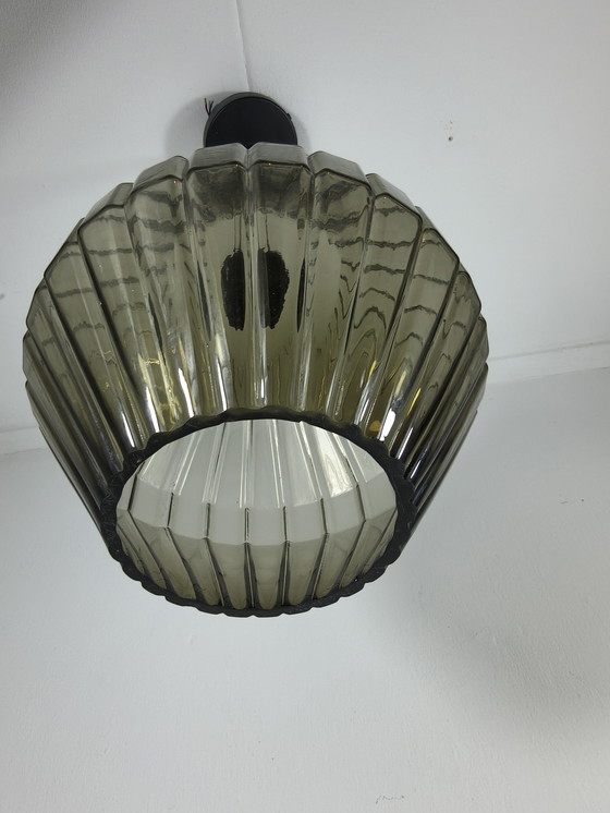Image 1 of Lampada a sospensione retrò in vetro fumé a coste