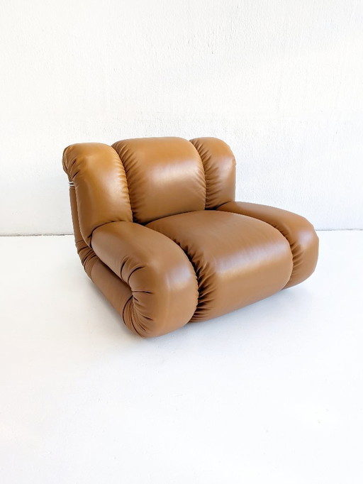 Poltrona 'Velasquez' di Rino Maturi per Mimo Padova anni '70
