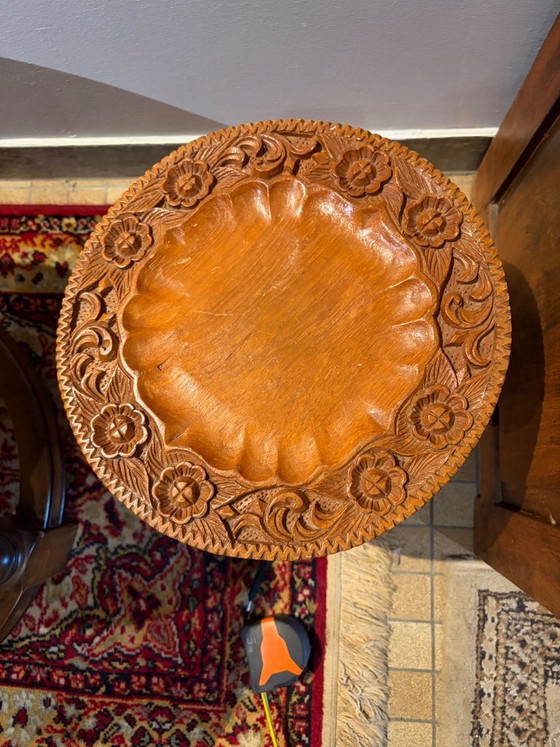 Image 1 of Vintage hand-carved wooden side table / plant table – Foldable