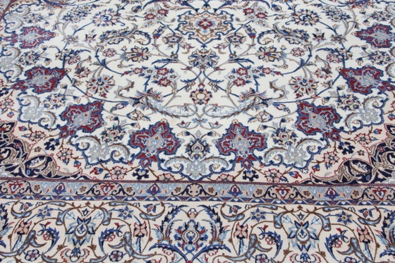 Original Hand-knotted Persian Nain 9 LA Fine Rug with Silk 385 x 260 cm – Rugs & carpets, Wool (photo 7 of 18)