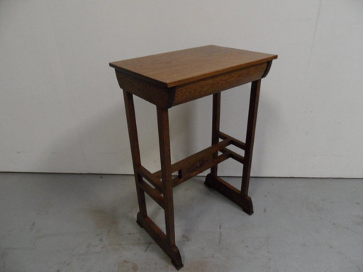 Vintage Oak Sidetable