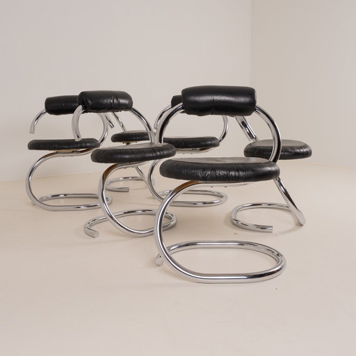 Juego de 6 sillas de comedor “Cobra” de Giotto Stoppino.