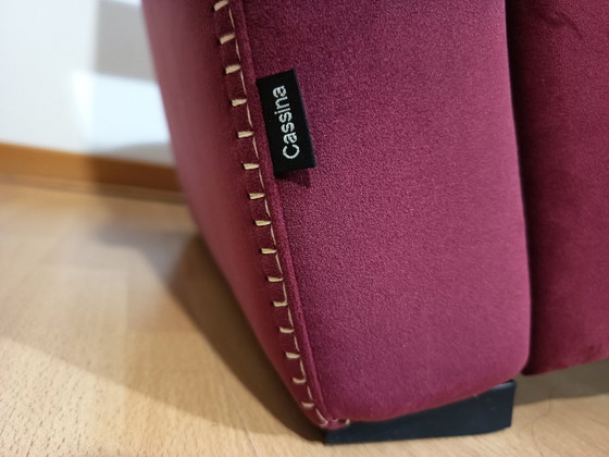 Image 1 of CASSINA 2X Poltrone 637 UTRECHT  (NUOVE MAI USATE) in Velluto 13L Ortigia/Plum con Cuciture in filo Naturale a punta Cavallo
