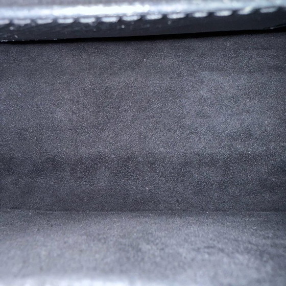 Image 1 of LOUIS VUITTON TWIST MEDIUM MM - EPI LEER ZWART MET ZILVEREN BESLAG