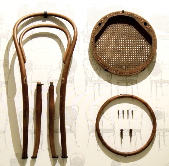 Image 1 of Silla auxiliar Thonet n.º 14, primera edición, 1859