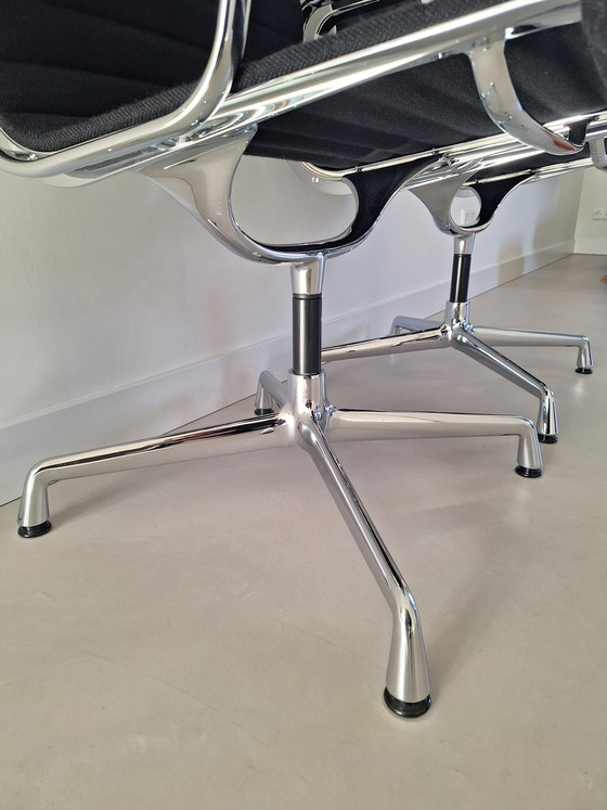 Image 1 of 2x Vitra Eames 108 negro hopsack en excelente estado