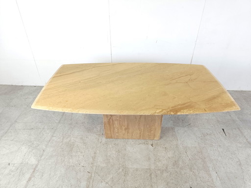 Table de salle à manger vintage en travertin