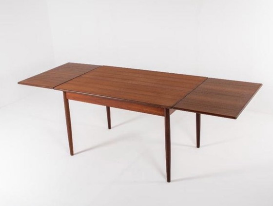Image 1 of Mesa de comedor de teca de mediados de siglo, diseño danés