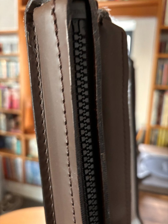 Image 1 of 4 chaises Cassina CAB410 - par Mario Bellini