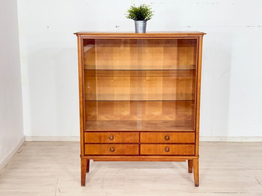 Vintage vitrinekast / dressoir / wandkast / servieskast uit de jaren 60 – in uitstekende staat.
