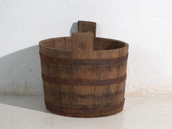 Barile in legno antico con cerchi in ferro – Europa Centrale, circa 1920 – Oggetti decorativi, Wood, Iron (photo 36 of 40)