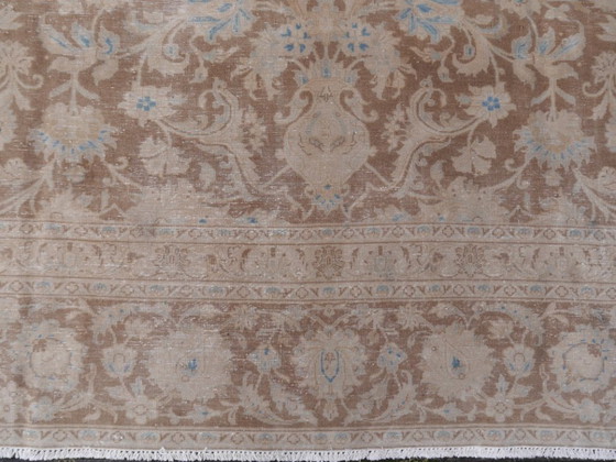 Image 1 of Vintage Ziegler Tabriz rug, brown and blue, 400 x 276 cm, for living room and dining room.