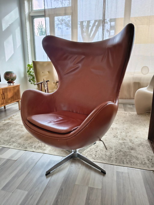 Egg Chair | Poltrona metà secolo 1958 | Arne Jacobsen *Replica