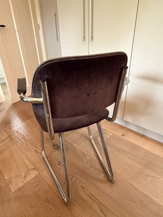 Image 1 of 4 Stoelen van Verchroomd Buizenframe met Zwarte Ribcord Bekleding