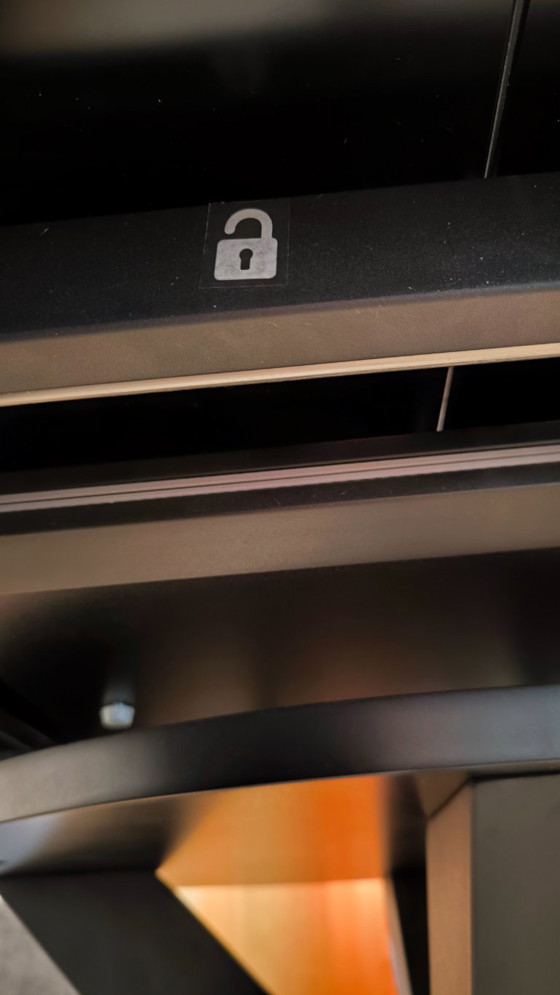 Image 1 of Winnipeg dining table + 4 × Venjakob armchairs “Fiona” – as new