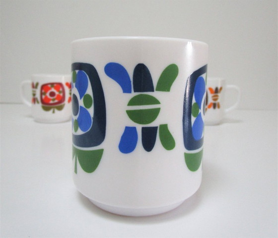Image 1 of 1970s floral mugs and cups
