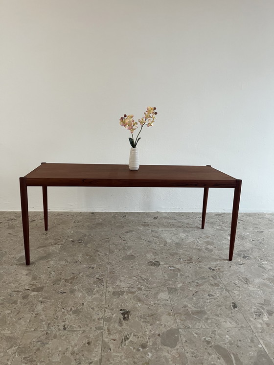 Image 1 of Mesa de centro danesa de mediados de siglo; madera de teca, fabricada en Dinamarca