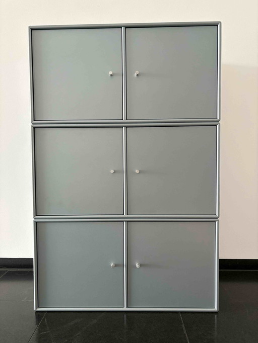 3 x Montana modules 69 x 35 x 30 cm metallic