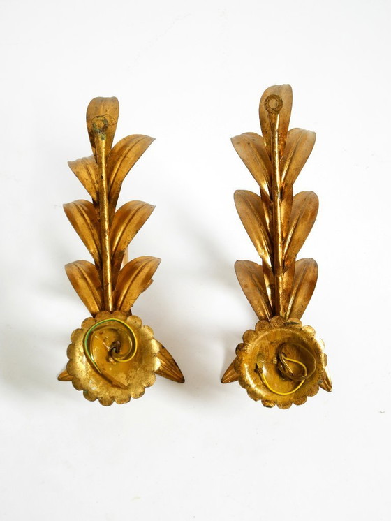 Image 1 of Pair of 1960s Italian gold-plated Florentine wall lamps