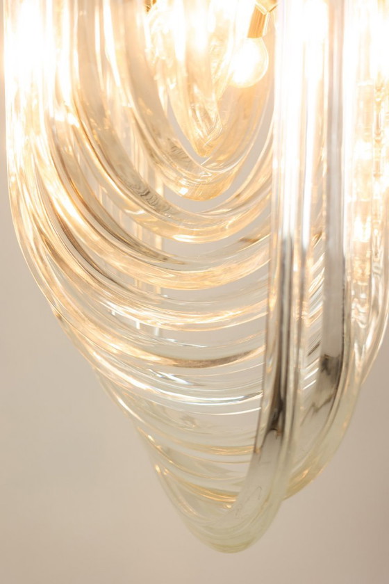 Image 1 of Venini. Lámpara colgante de cristal de Murano translúcido. Década de 1980.