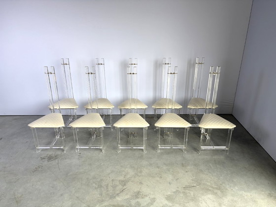 Sedie da pranzo in ottone e lucite, set di 10 - anni '70 – Plexiglass, Textile (photo 10 of 17)