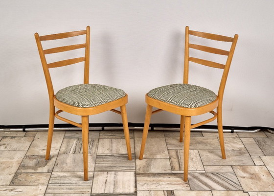 Image 1 of Juego de 4 sillas de comedor, TON, década de 1960, Checoslovaquia