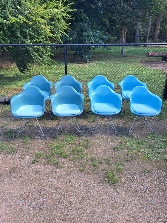 8 sedie Vitra, 4 azzurre e 4 verde mare. – Sedie da pranzo, Metal, Plastic (photo 11 of 12)