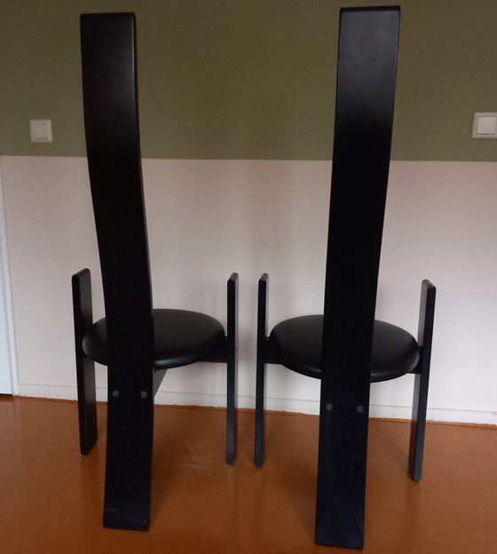 Image 1 of 2x chaises Vico Magistretti Golem