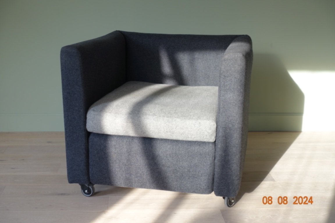 HAY/ヘイ　HACKNEY/ハックニー　オットマン Hay Hackney armchair | €300 | Whoppah