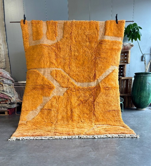 Handgeknüpfter marokkanischer Mrirt-Teppich – Wollteppich in gebranntem Orange, 200 x 300 cm – Moderner, strukturierter Teppich