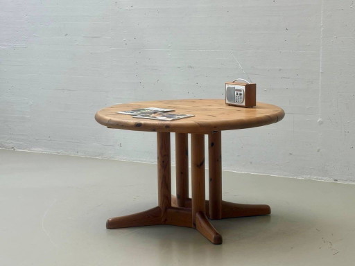Mid-century eettafel van Rainer Daumiller voor Vamdrup Stolefabrik, jaren 60 – Wood (photo 2 of 11)