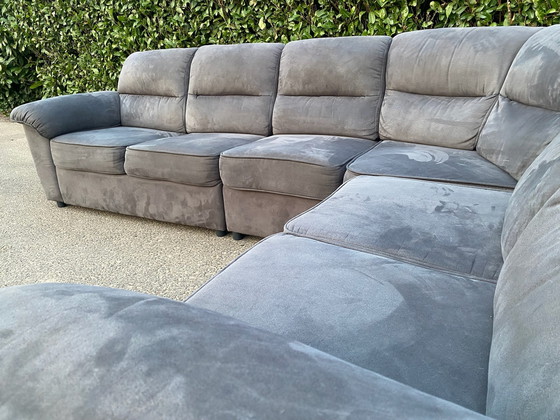 Image 1 of Hermoso sofá esquinero de tela