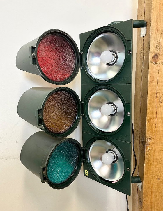 Image 1 of Vintage groene Italiaanse verkeerslichten, jaren 80