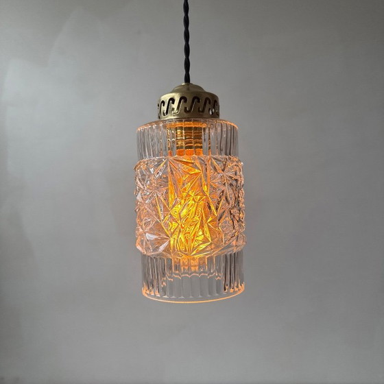 PAIR OF VINTAGE GLASS PENDANTS – Pendant lamps (photo 8 of 8)