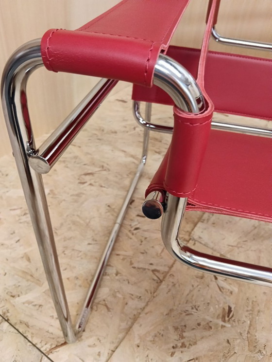 Image 1 of KNOLL Studio Set van 2 WASSILY B3 fauteuils (NIEUW) in rood leer