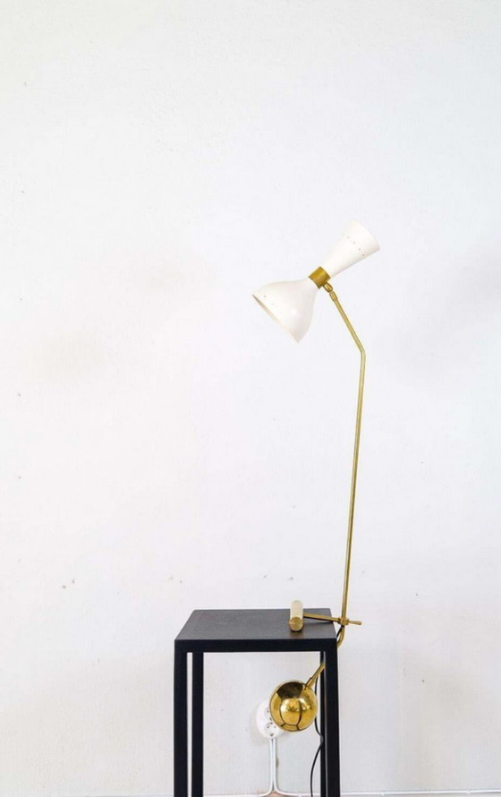 Image 1 of Italiaanse Moderne Tafellamp Messing, Stilnovo Stijl