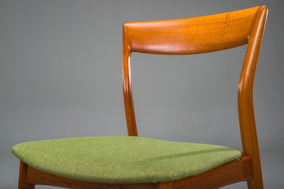 Image 1 of Set eetkamerstoelen van teak toegeschreven aan R. Borregaard voor Viborg, 1970