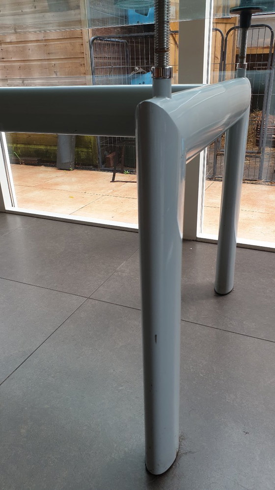 Image 1 of Tavolo da pranzo in vetro base in metallo Cassina LC 6 Le Corbusier