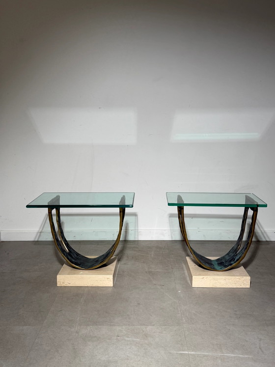 Set di due tavolini brutalisti in bronzo, travertino e vetro, Legno (foto 4 di 5)