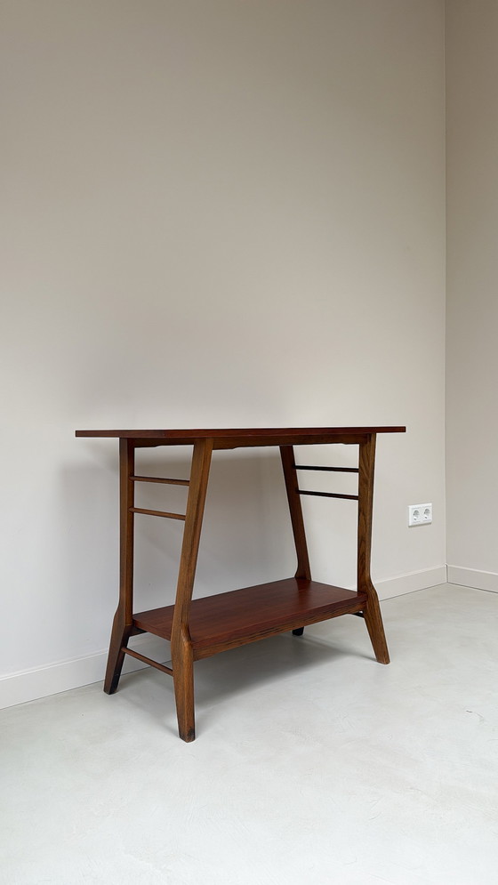 Image 1 of Tavolino vintage in legno di teak