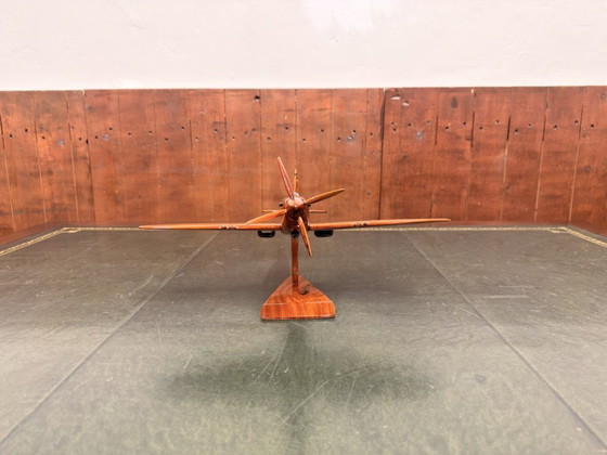 Avion miniature Spitfire en acajou anglais – Objets déco, Bois (photo 3 of 11)