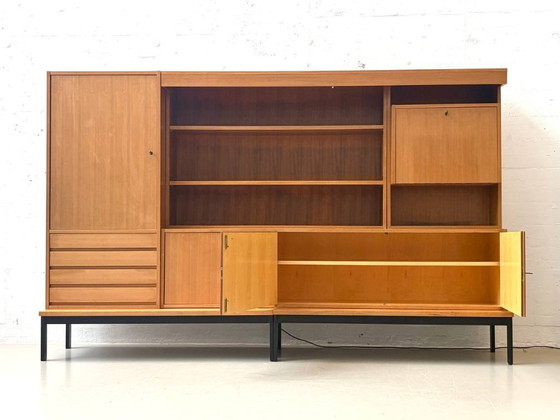 Image 1 of Woonkamermeubel uit het midden van de 20e eeuw, gemaakt van teakhout, Zwitserland, jaren 60.